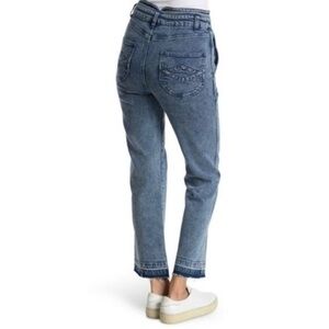 NWT FAHERTY denim Jean Rikki Organic Cotton Flared ankle Jeans New with tags